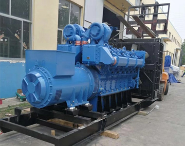 优德881200KW/400V陆用发电机应用于某房地产项目
